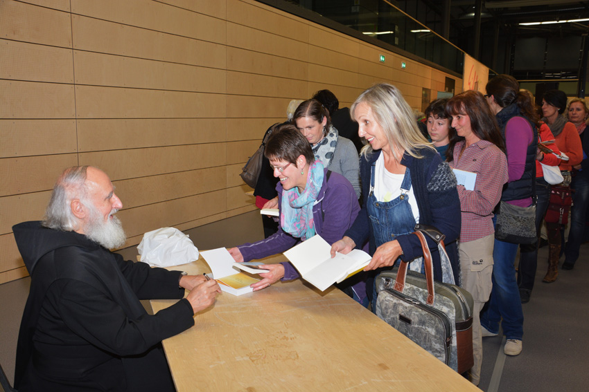 Anselm Grün am 16. Oktober 2014 in Wittlich