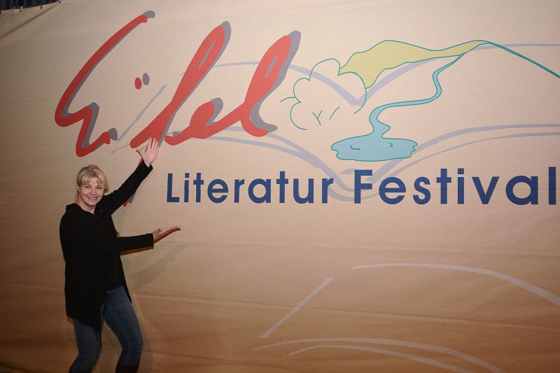 Nele Neuhaus am 15. April 2016 in Bitburg