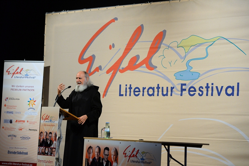 Pater Anselm Grün am 21. April 2016 in Prüm