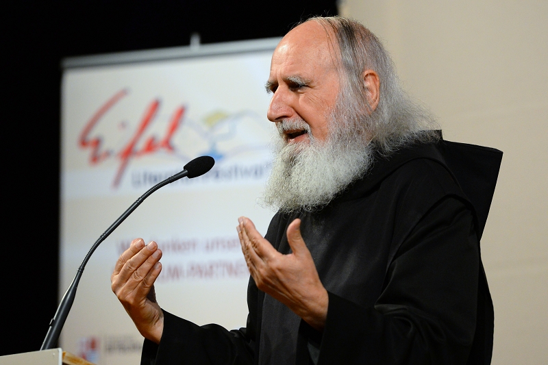 Pater Anselm Grün am 21. April 2016 in Prüm