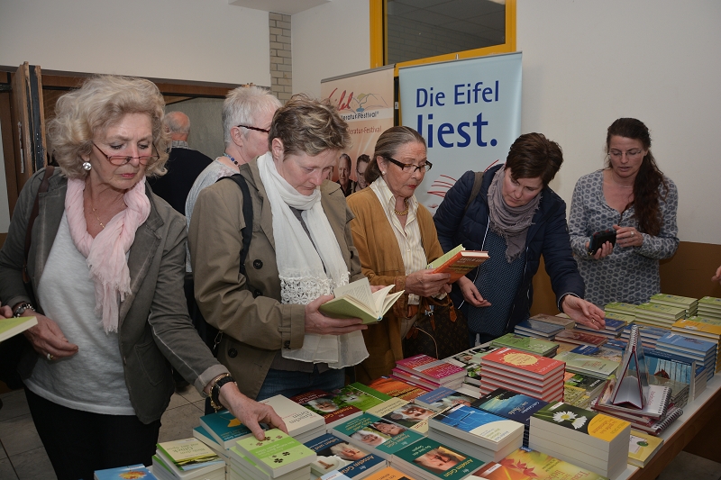 Pater Anselm Grün am 21. April 2016 in Prüm