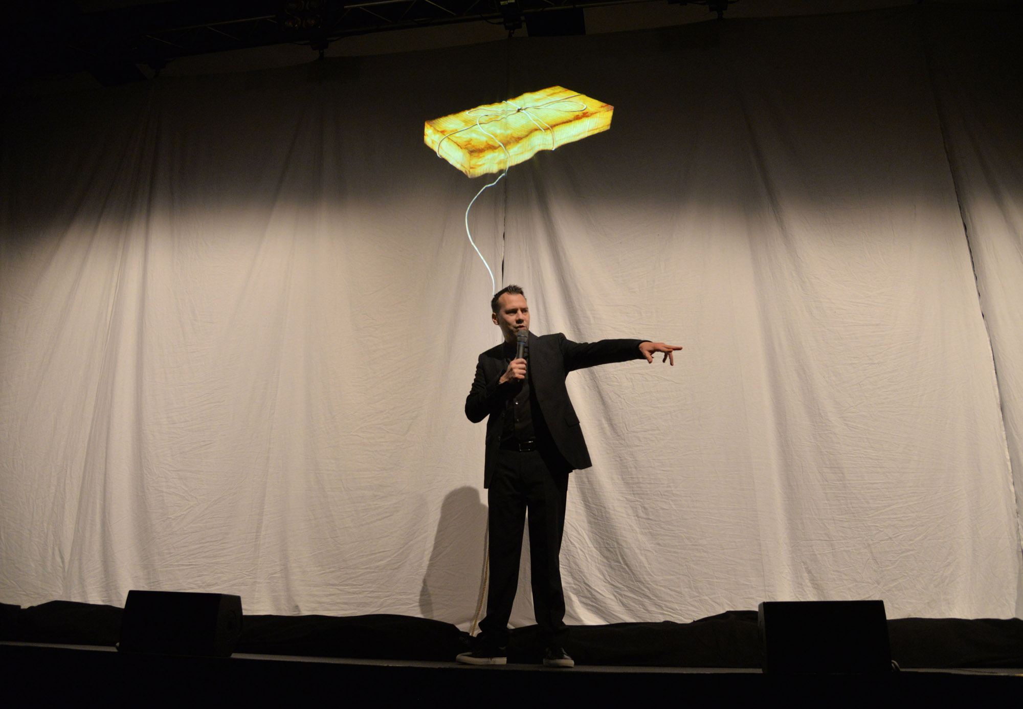 Sebastian Fitzek am 29. Oktober 2016 in Bitburg