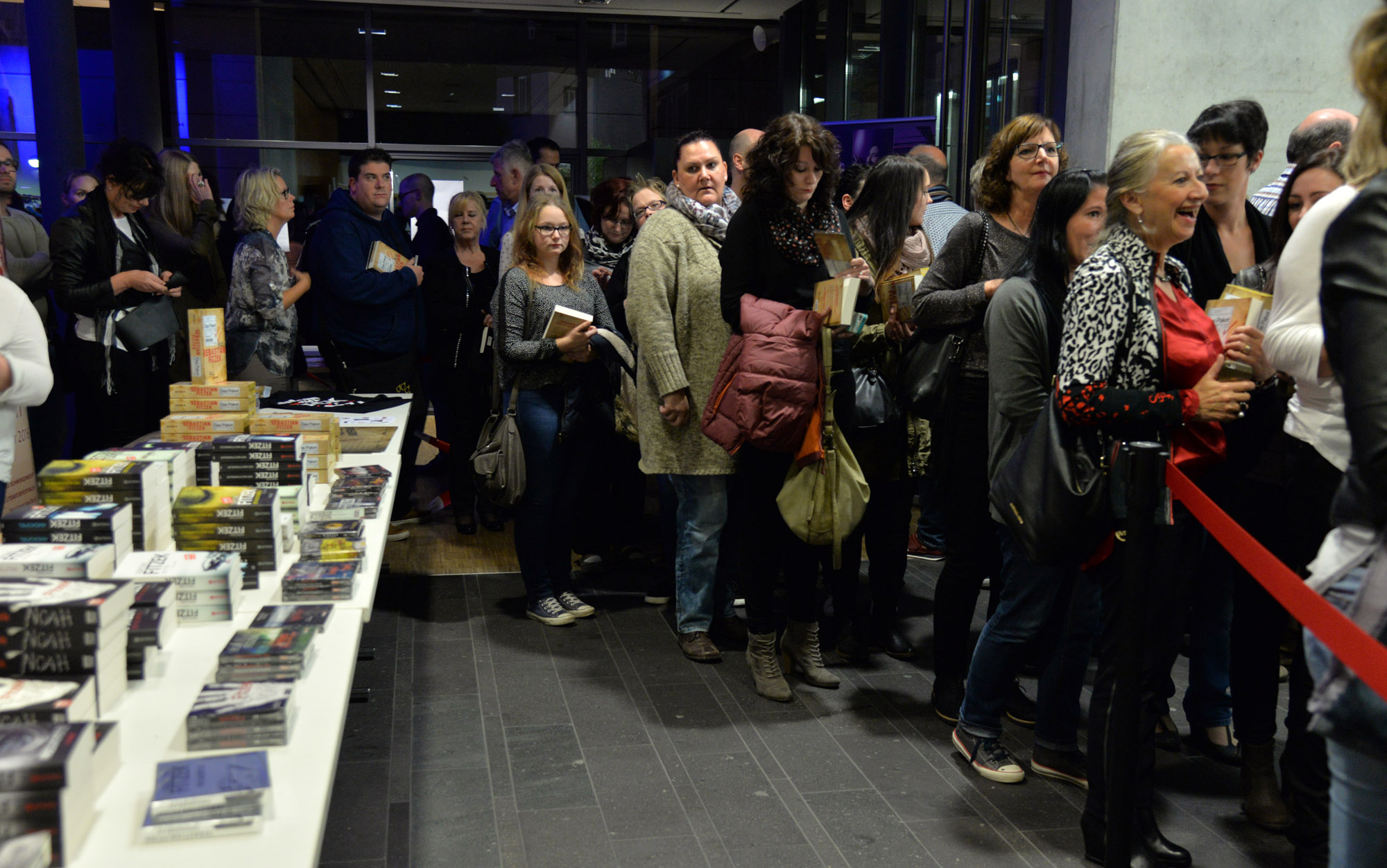 Sebastian Fitzek am 29. Oktober 2016 in Bitburg