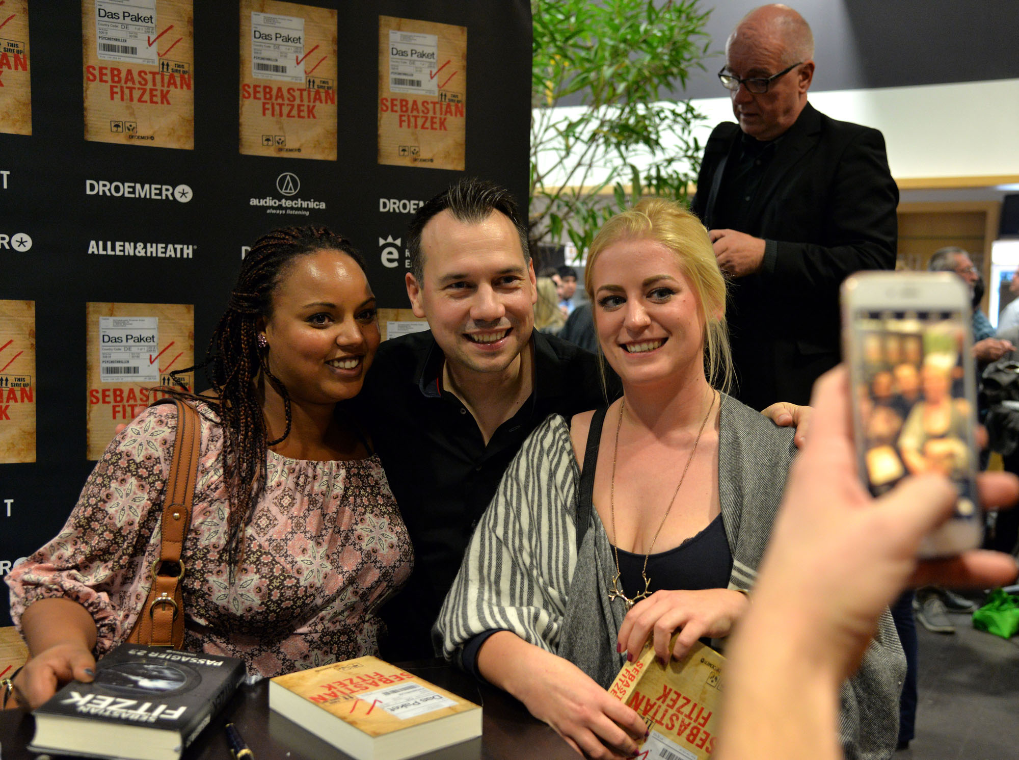 Sebastian Fitzek am 29. Oktober 2016 in Bitburg