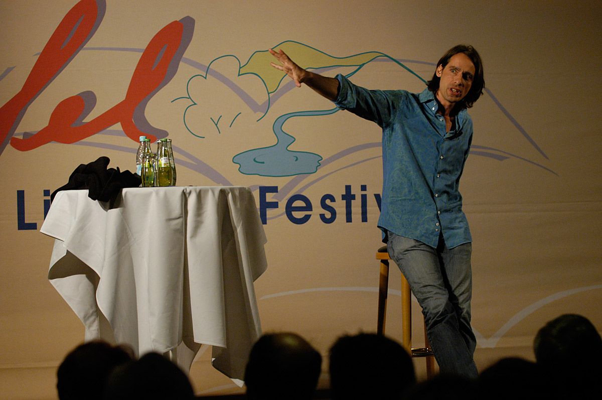 Richard David Precht am 07. Mai 2010 in Gerolstein