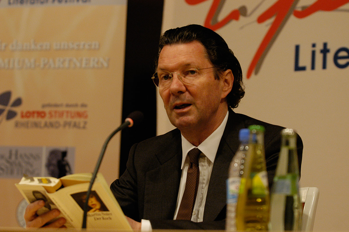 Martin Suter am 11. Mai 2010 in Bitburg