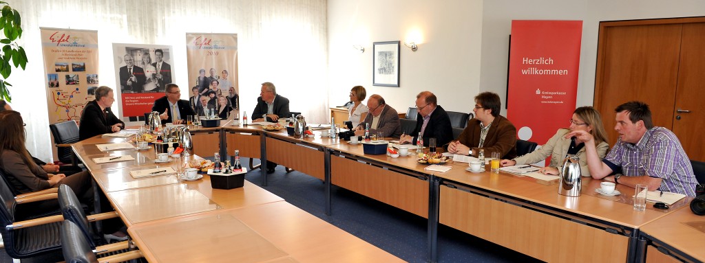 Pressekonferenz Mayen am 13. August 2010