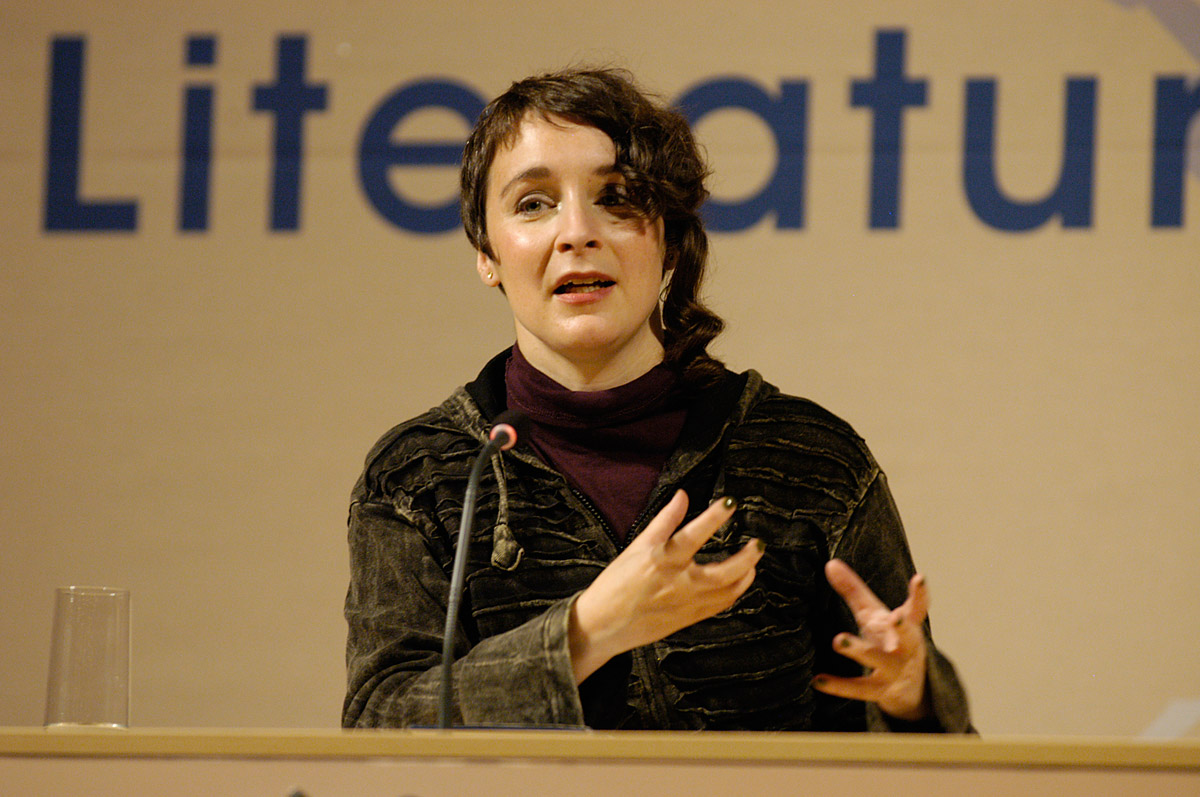 Leonie Swann am 08. Oktober 2010 in Prüm