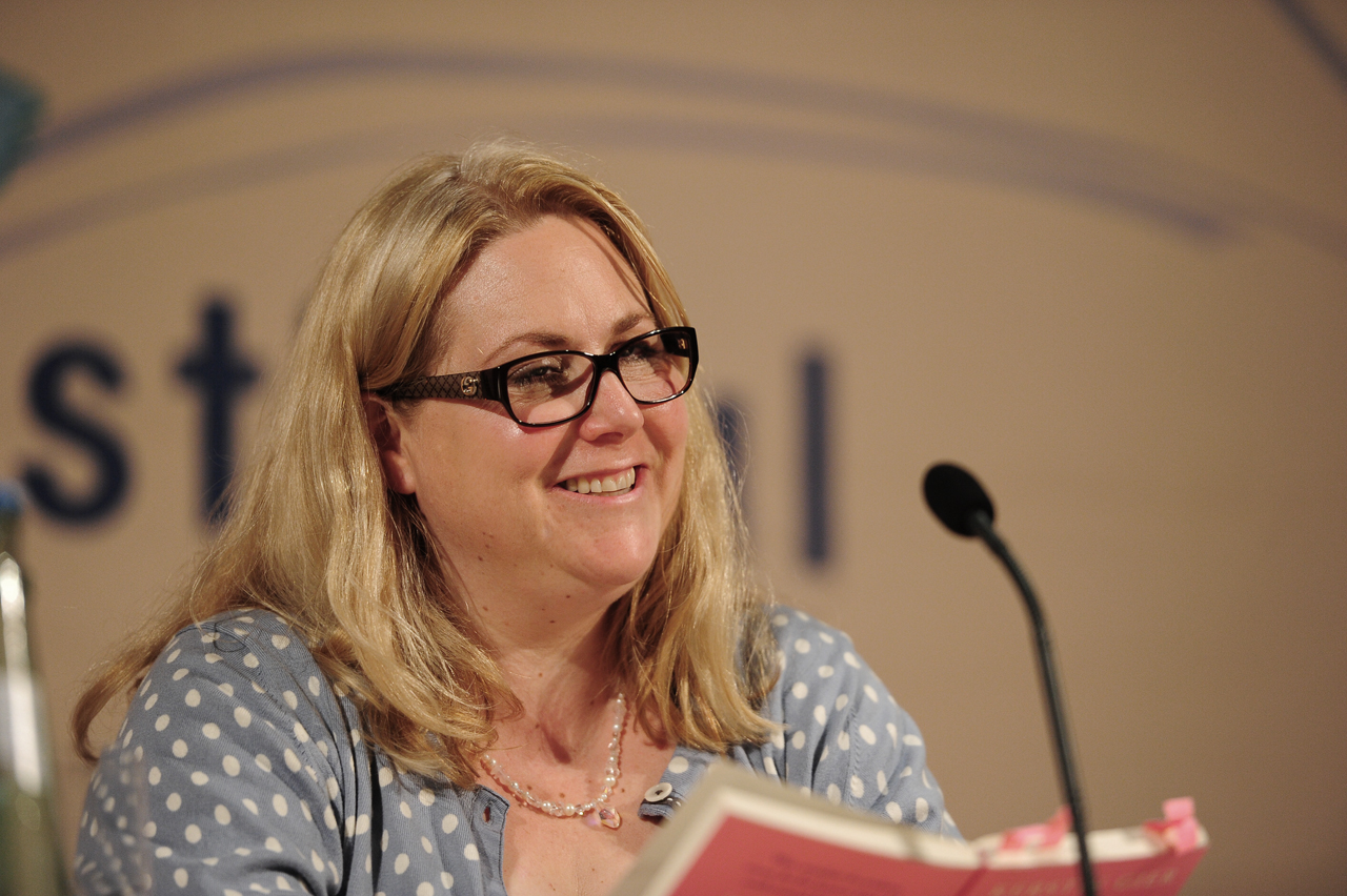 Kerstin Gier am 4. Mai in Gerolstein